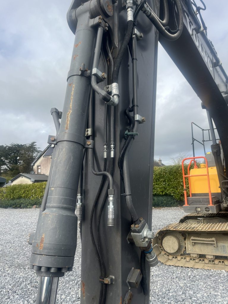 2019 Volvo EC140EL Excavator